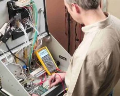 Fluke 287/EUR Multimètre Numérique RMS Avec Enregistrement Des Données Et Douilleture Des Tendances 8 Fluke 287/EUR Multimètre Numérique RMS Avec Enregistrement Des Données Et Douilleture Des Tendances -D’appareils de mesure Soldes 287 eur multimetre numerique rms avec enregistrement des donnees et douilleture des tendances 2