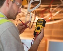 Stanley FMHT82563-0 Multimètre Numérique FATMAX® Smart -D’appareils de mesure Soldes fmht82563 0 multimetre numerique fatmaxr smart 2