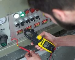 Stanley FMHT82564-0 Multimètre Numérique FATMAX® Ammeter Smart -D’appareils de mesure Soldes fmht82564 0 multimetre numerique fatmaxr ammeter smart 2